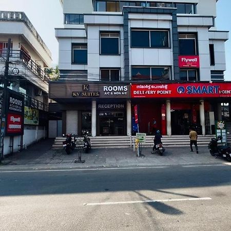 K V Suites Kochi Exteriér fotografie