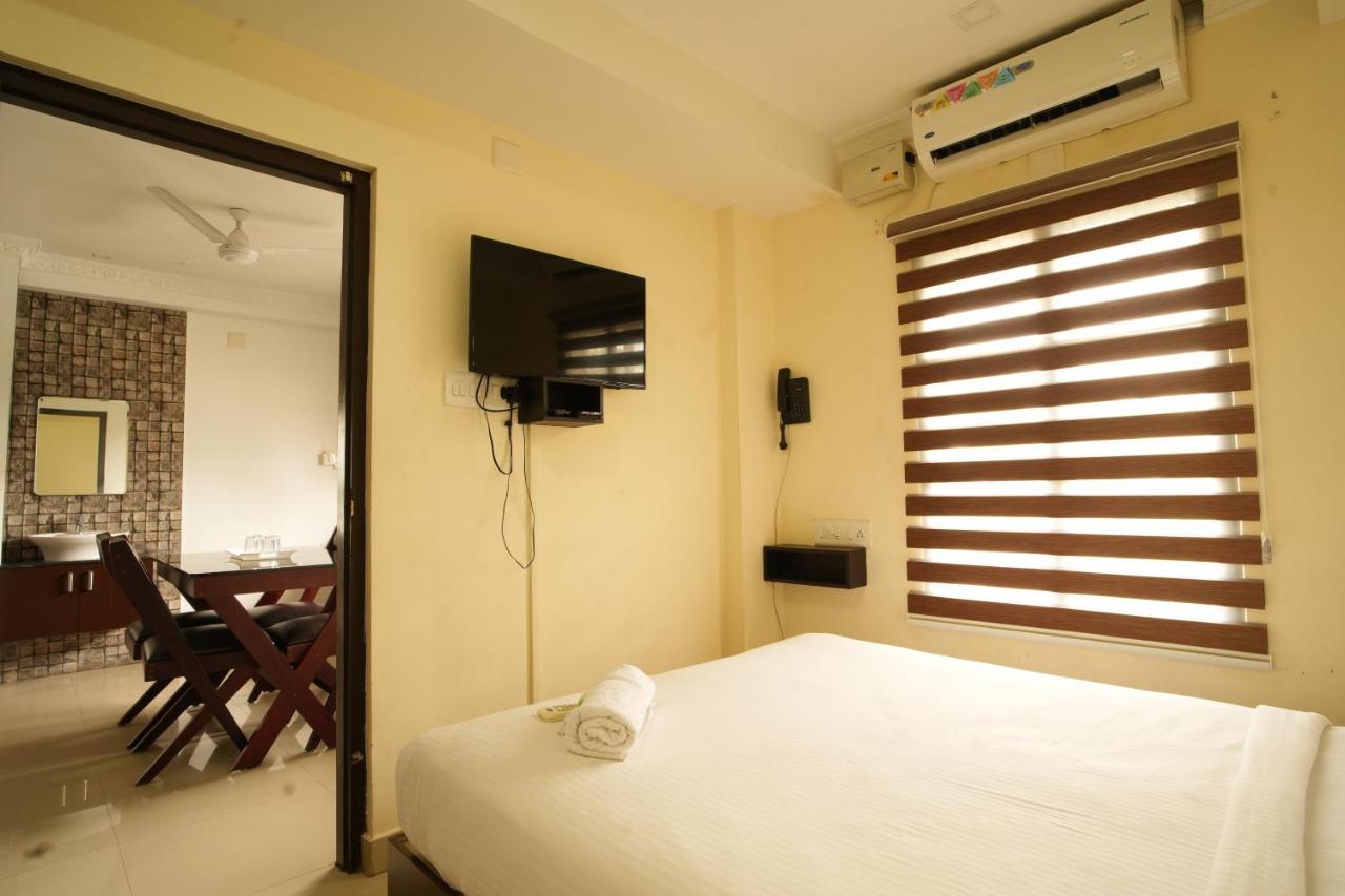K V Suites Kochi Exteriér fotografie