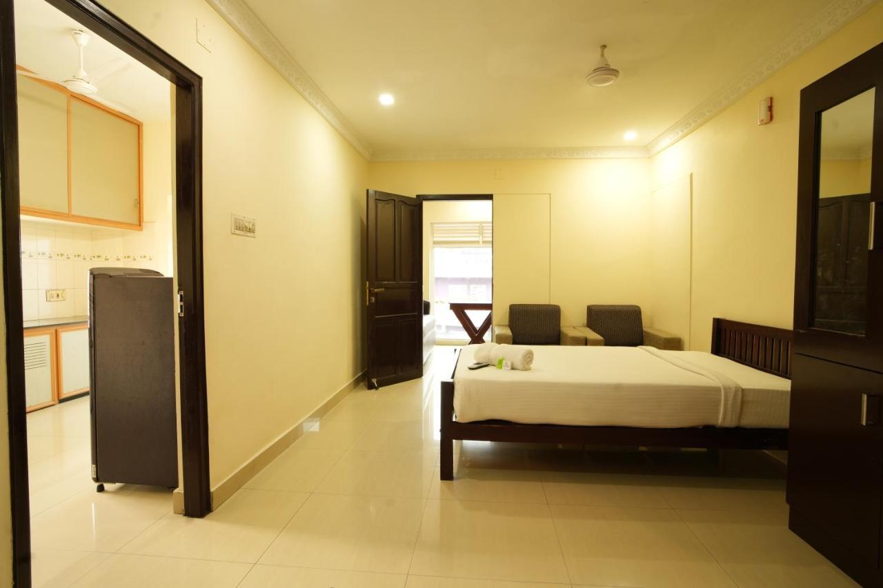K V Suites Kochi Exteriér fotografie
