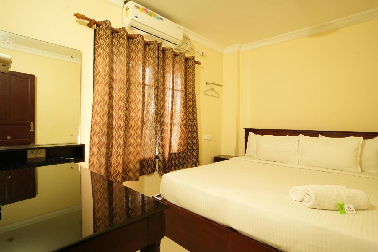 K V Suites Kochi Exteriér fotografie