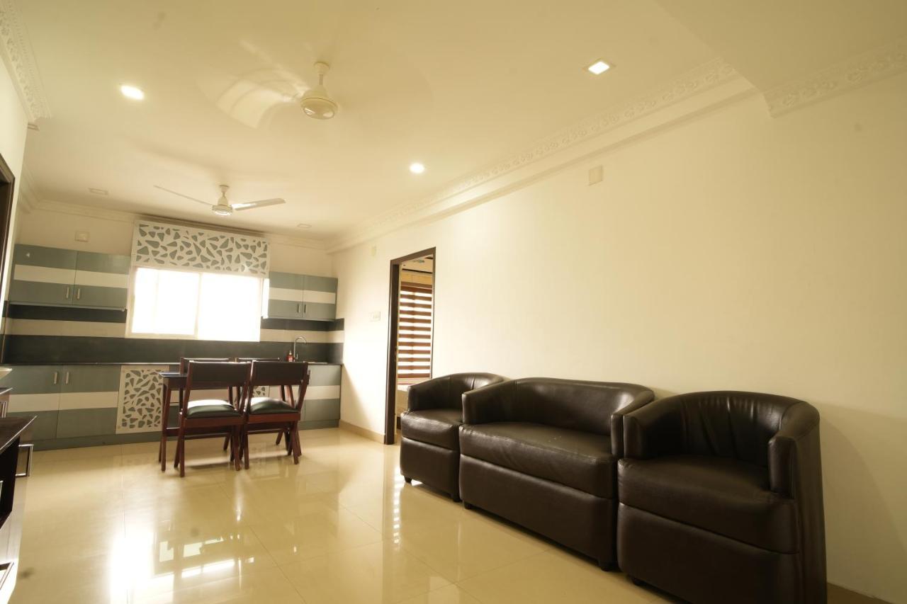 K V Suites Kochi Exteriér fotografie