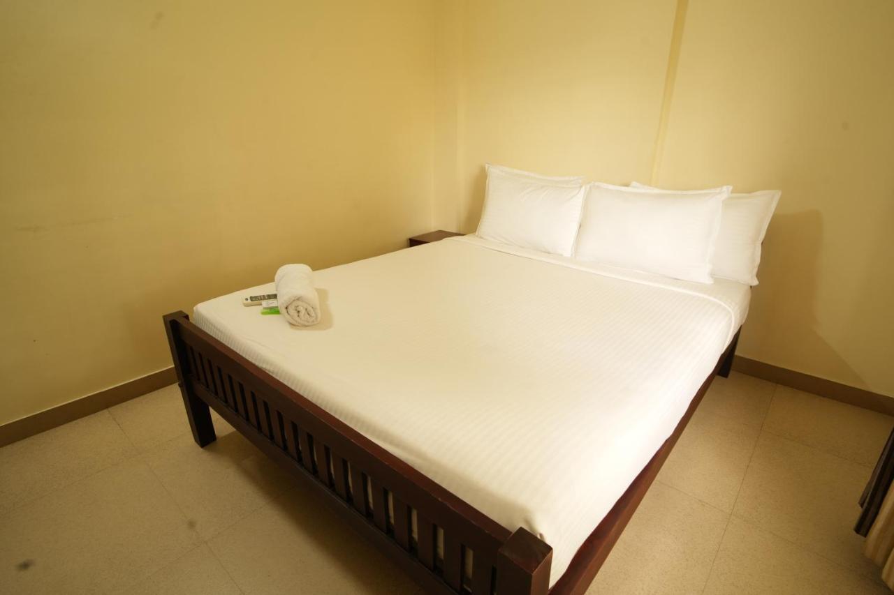 K V Suites Kochi Exteriér fotografie