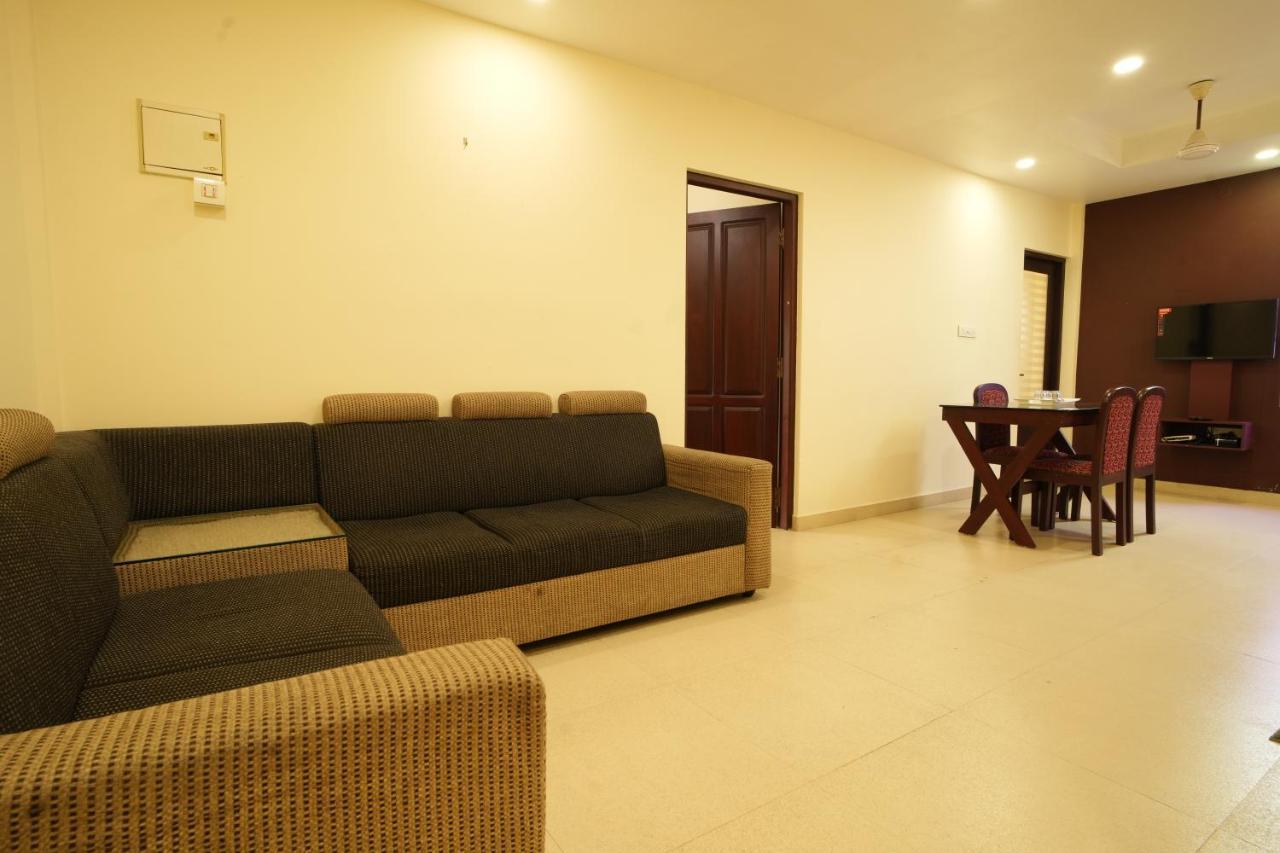 K V Suites Kochi Exteriér fotografie