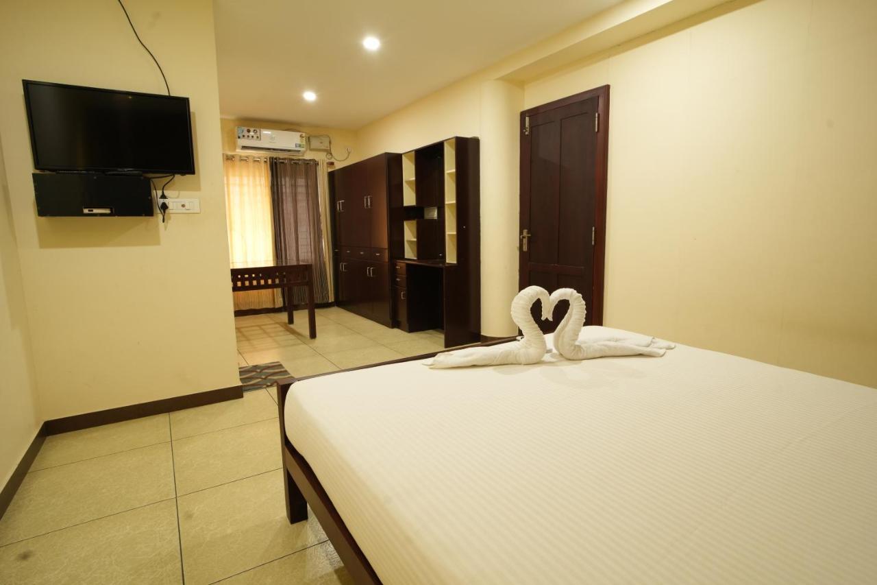 K V Suites Kochi Exteriér fotografie