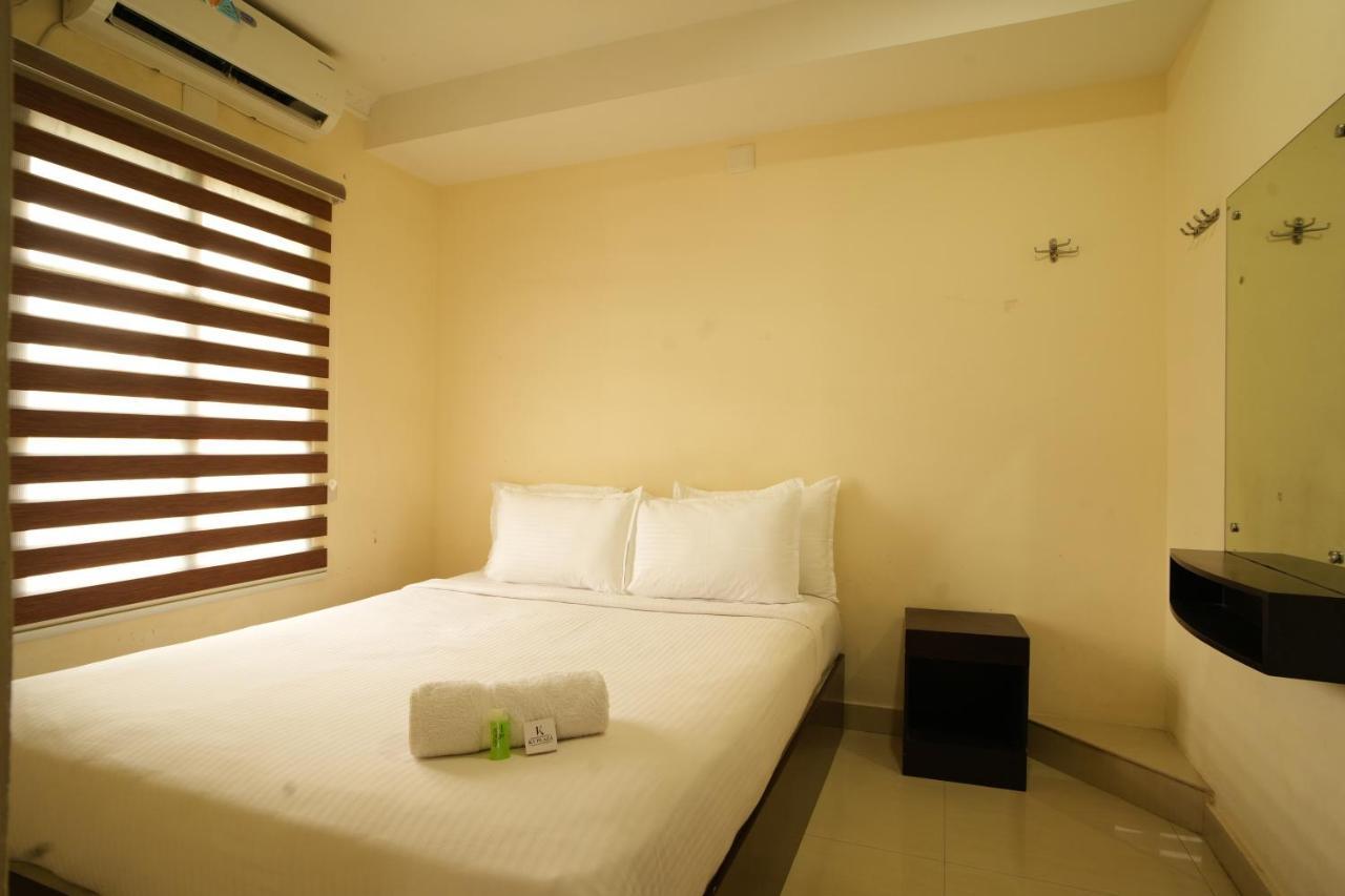 K V Suites Kochi Exteriér fotografie